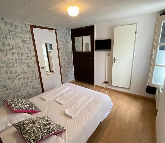 De Nantes Otel 3*